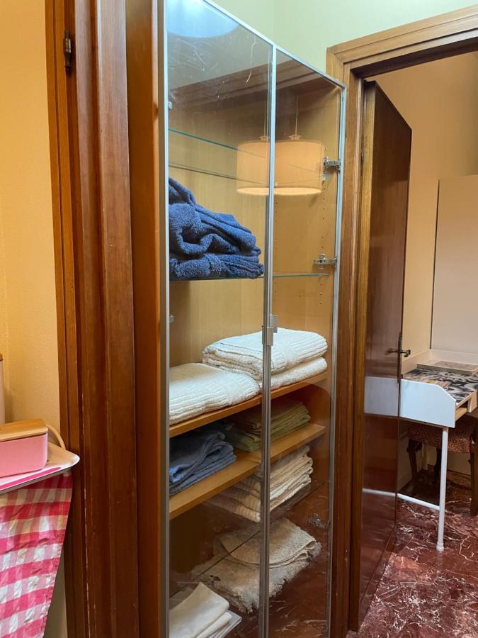 Claudia Nel Cuore Di Forte Dei Marmi Buitenkant foto